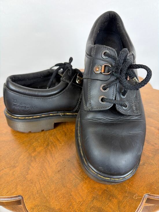 Dr. Martens Other - Vintage Dr. Martens Made in England Black Leather 3-Eye  Oxford Men's Size 8